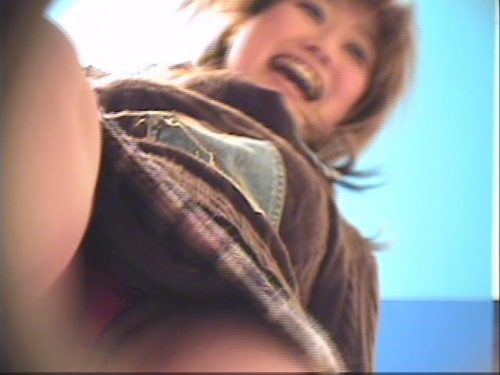 ハミ毛パンチラ2