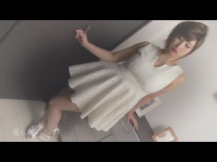 元グラドルの揺れる美巨乳