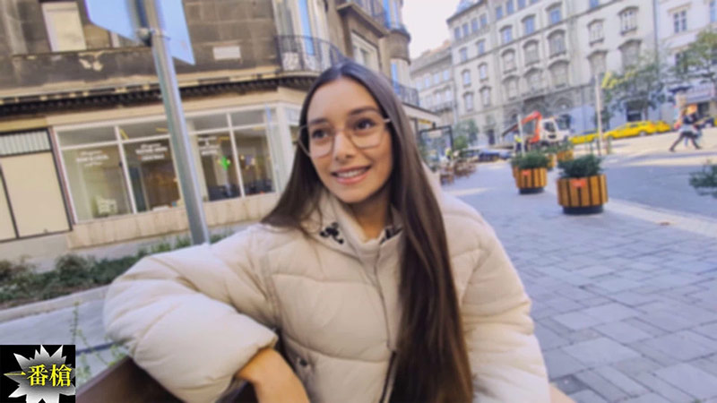 知的なイタリア美女 ホントはドエロい身体のヤリマン 中出し