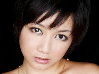 パイパン・ワレメデカパイ・デラックス〜小坂めぐるの乳輪〜