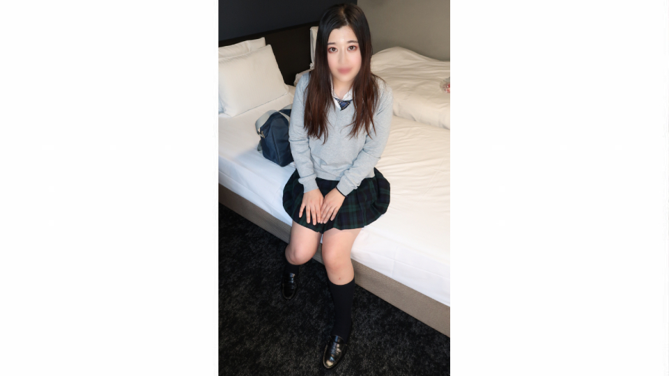 [即ハメ中出し素人］無修正≪豪快なオホ声！黒髪ロング清楚系せーふく女子♡≫むっちむち肉感ボディぶるんぶるんプリケツ！押し返しハンパない　名器たこつぼ　まんこキツすぎちゃって中出し！