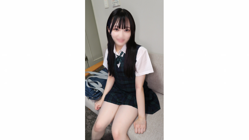 ＜無修正＞ホテルでリラックス中の黒髪清楚系美人と制服姿で貪り合う。吐息交じりエロいガチ喘ぎ～感度の良過ぎるキツキツまんこガチイキ連発❤濃厚中出し！